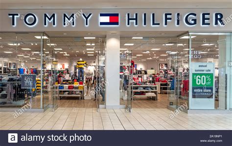 tommy hilfiger clearance store.